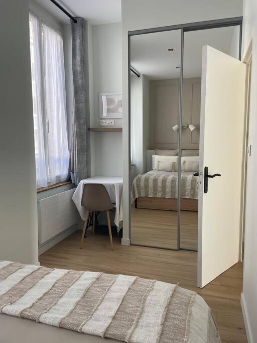 Joli Appartement Avec Parking - Proche Centre Ville 沙特尔 外观 照片