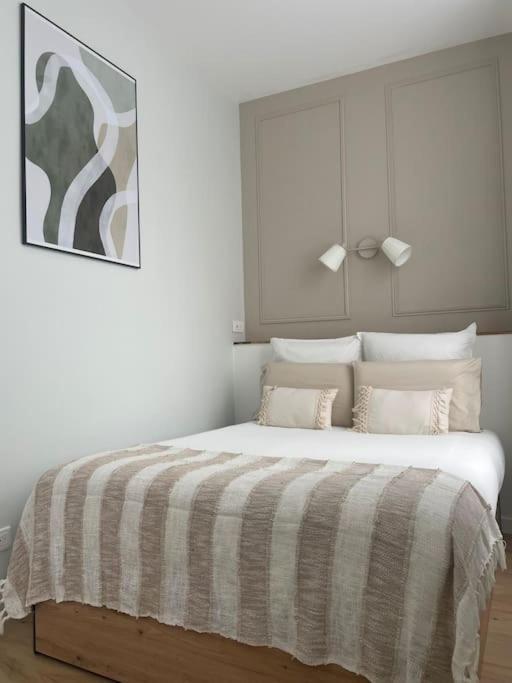 Joli Appartement Avec Parking - Proche Centre Ville 沙特尔 外观 照片