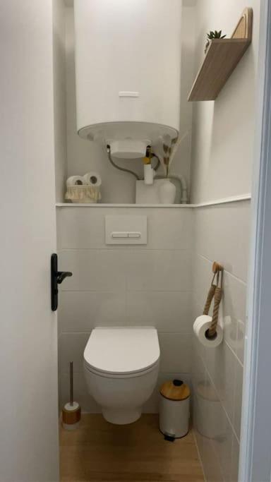 Joli Appartement Avec Parking - Proche Centre Ville 沙特尔 外观 照片